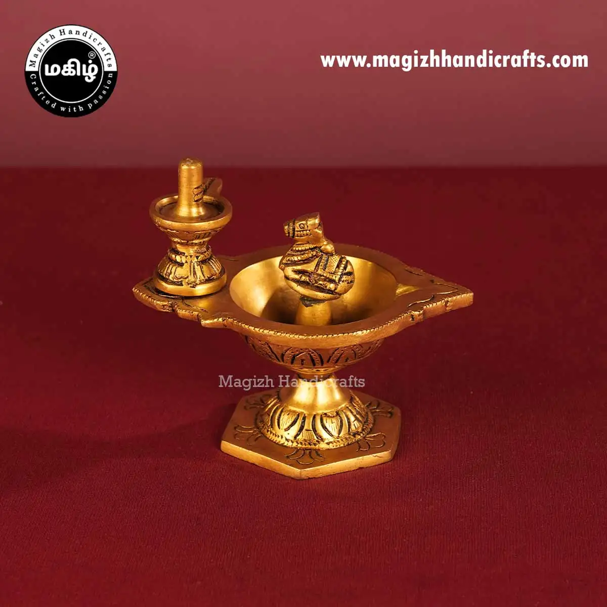 Brass Pradhosham Lingam Nandhi Lamp - 4 inches - image 3